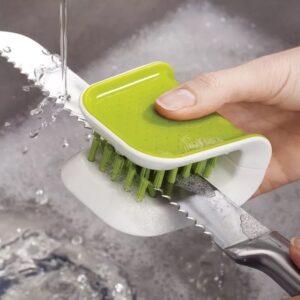 Knife cleaning brush